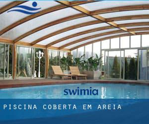 Piscina coberta em Areia