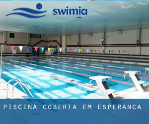 Piscina coberta em Esperança