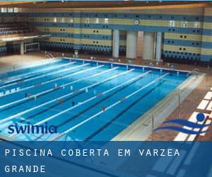 Piscina coberta em Várzea Grande