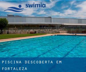 Piscina descoberta em Fortaleza